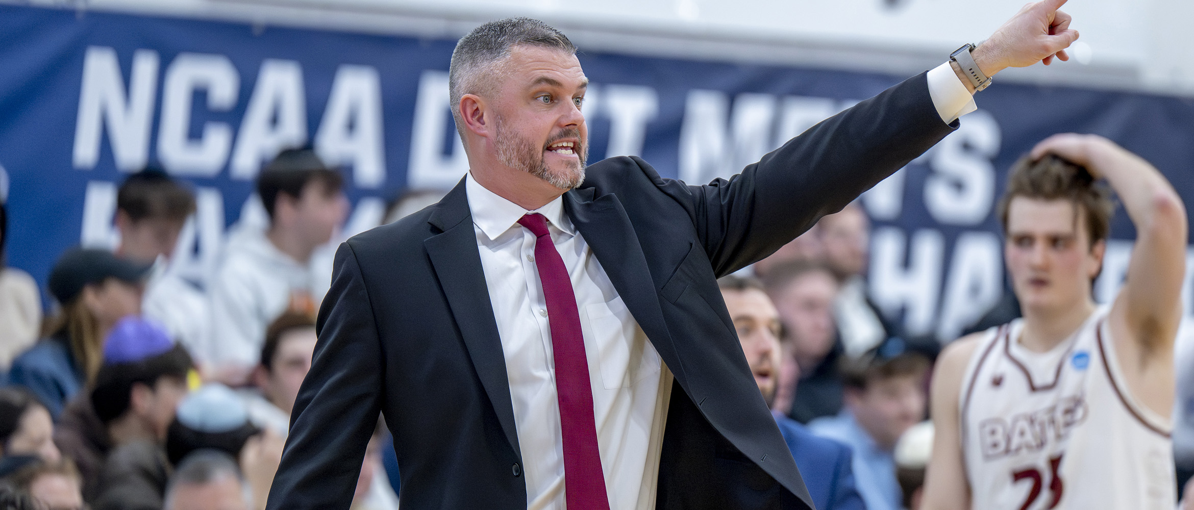 Coach pointing