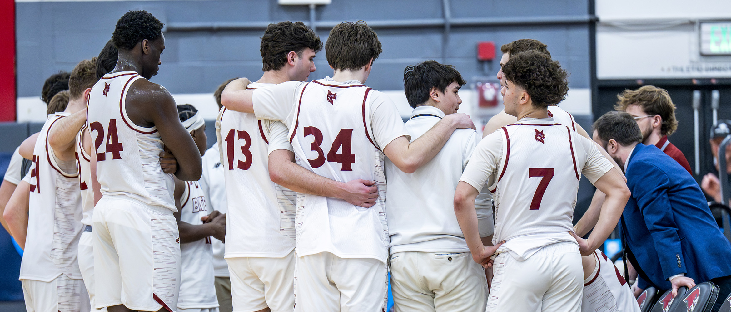 Huddle during timeout